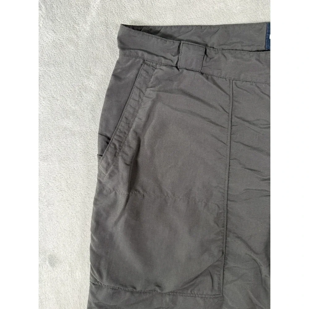 The North Face face due